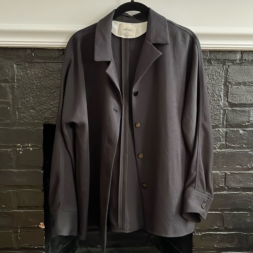 Aritzia Wilfred Shirt Jacket